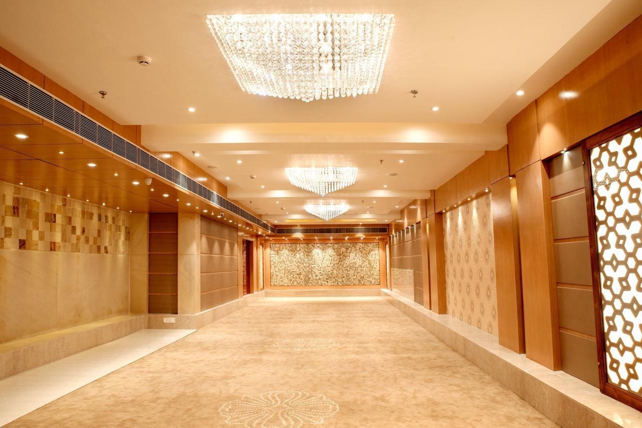 Kyriad Hotel Jaipur By Othpl ภายนอก รูปภาพ