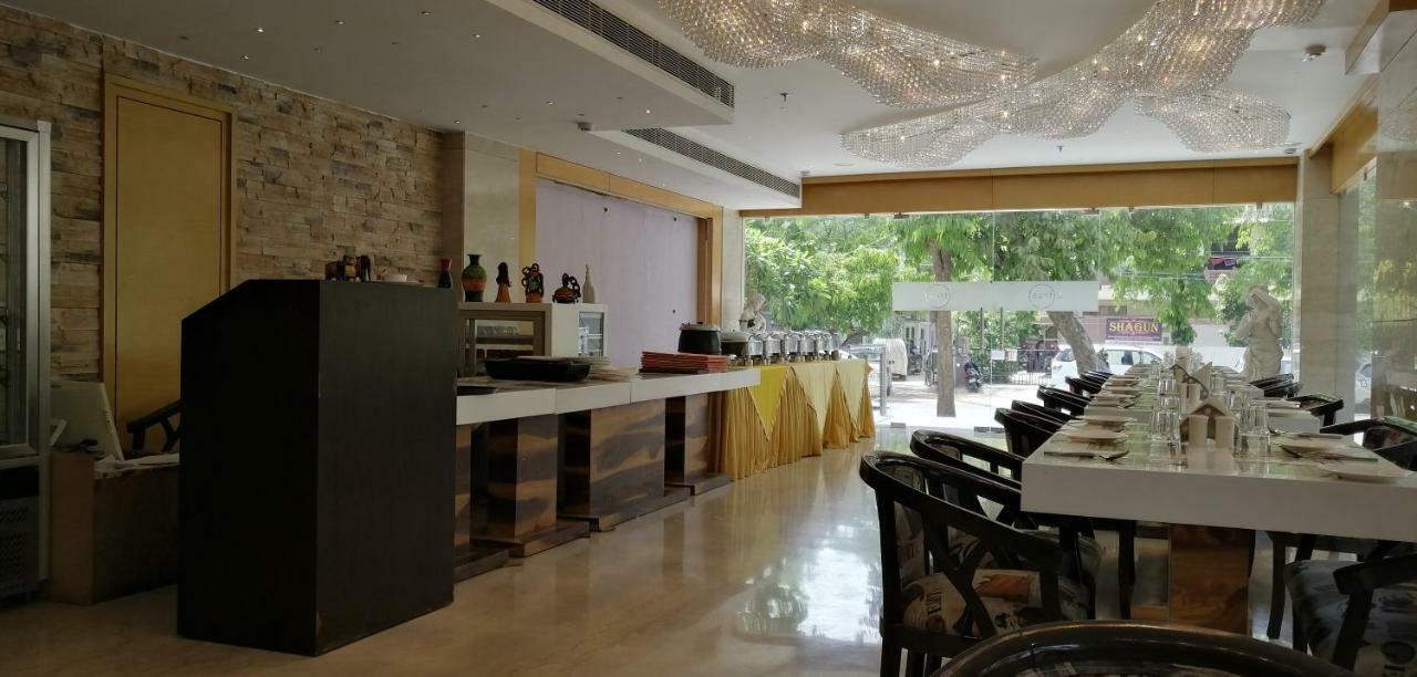Kyriad Hotel Jaipur By Othpl ภายนอก รูปภาพ
