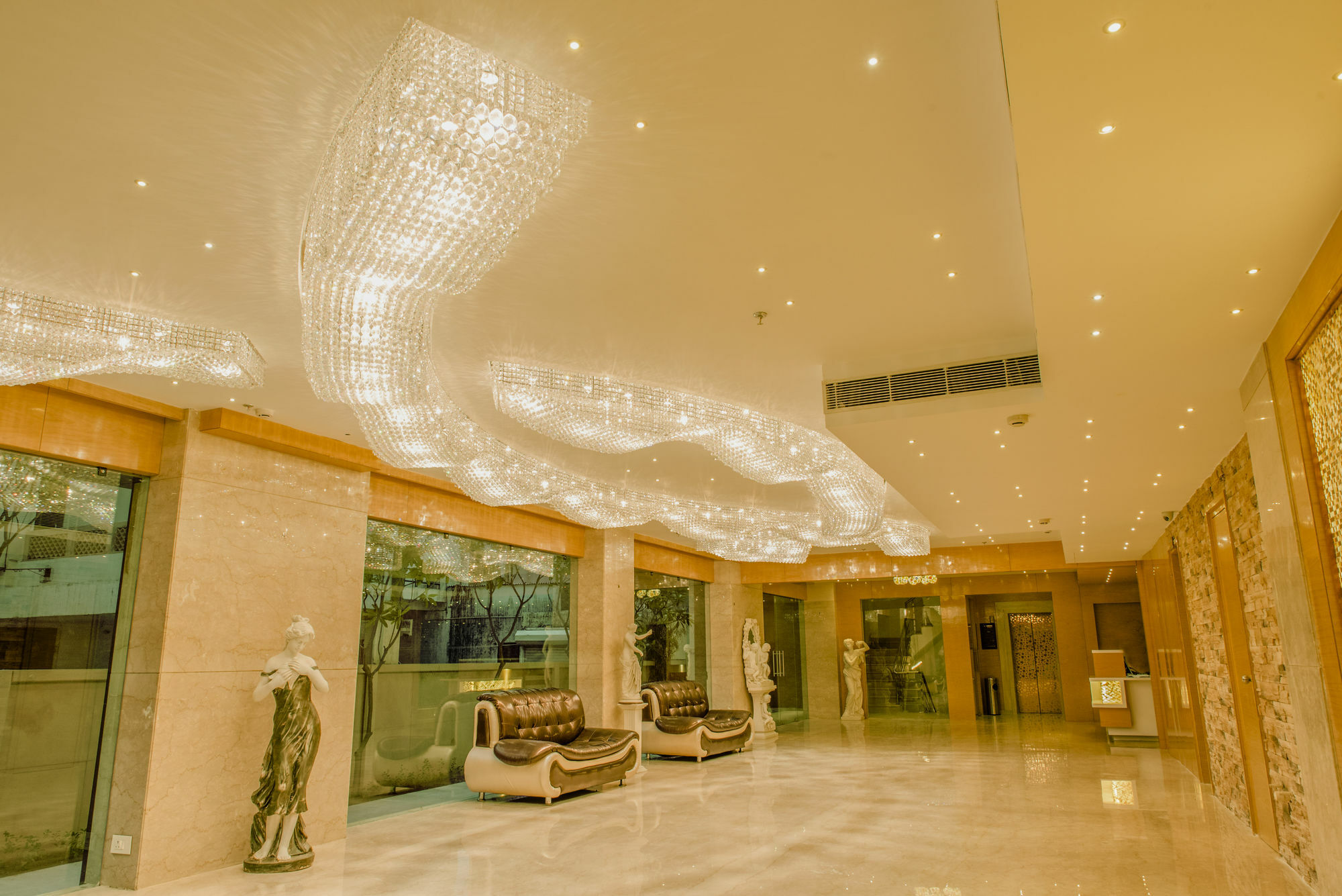 Kyriad Hotel Jaipur By Othpl ภายนอก รูปภาพ